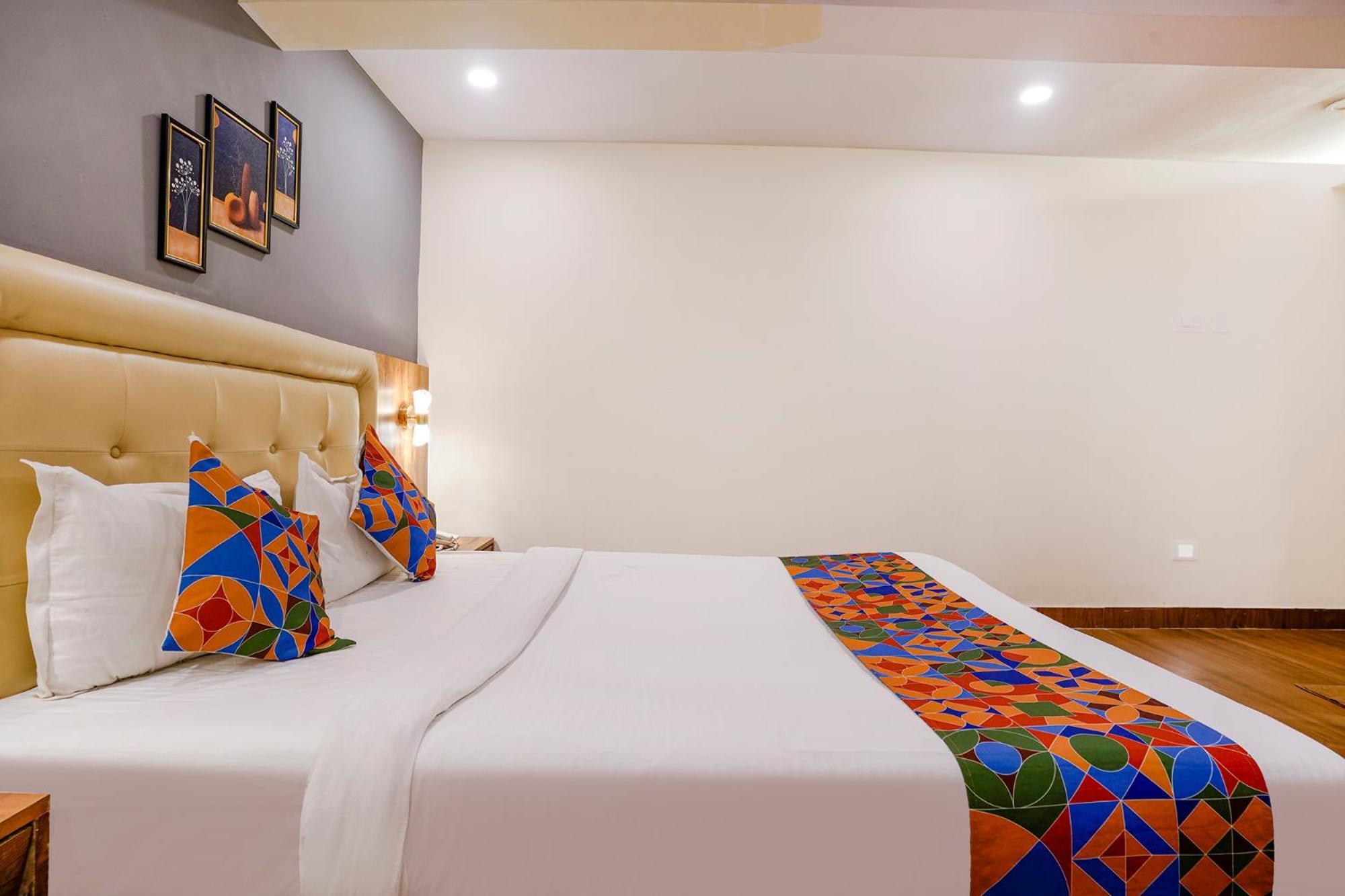 Fabhotel Grand Prime Nr Nesco Hotel Mumbai Exterior photo